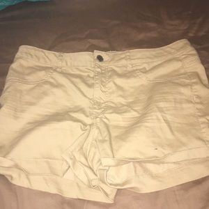 H&M divided khaki shorts